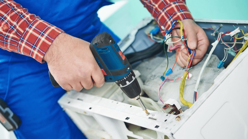 Saruhanlı İtimat İtimat çamaşır makinesi kart tamiri – Su almama arızası orijinal parça ile giderildi. - Teknik servis örneği